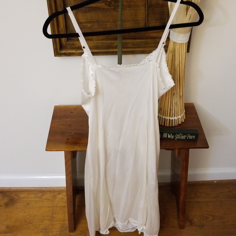 Sears Vintage White slip - Picture 5 of 8